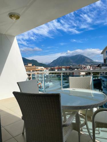 Sa Apartments! 1bd Flat And 2bd Duplex