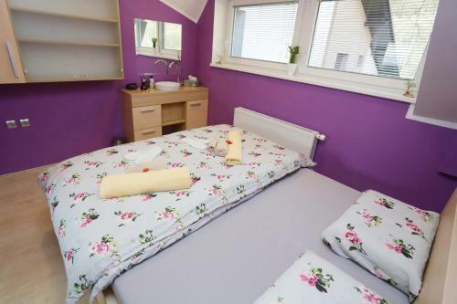 Lux Living Apartments Budi?