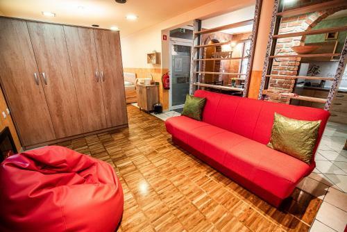 Lux Living Apartments Budi?