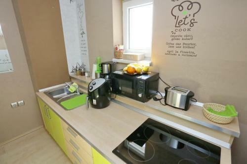 Lux Living Apartments Budi?