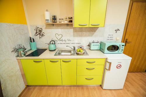 Lux Living Apartments Budi?