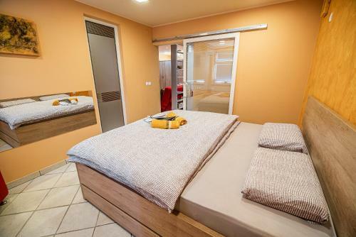 Lux Living Apartments Budi?