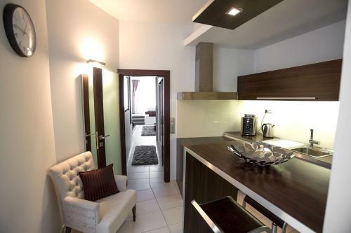 Apartamento Above The Historical Roofs