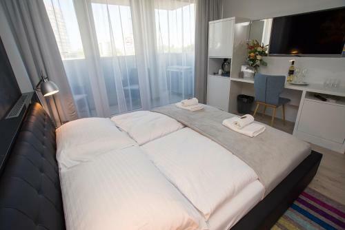 Bed & Breakfast More Than Hotel & Accommodation