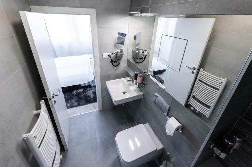 Bed & Breakfast More Than Hotel & Accommodation