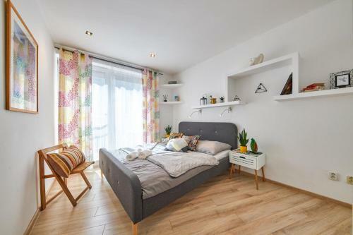 Pineapple Apartment