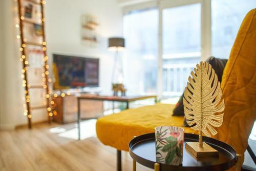 Pineapple Apartment