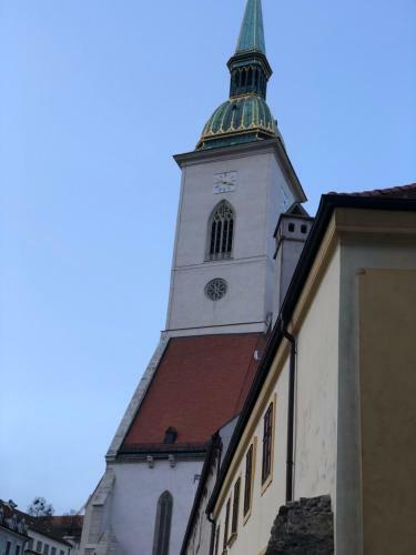 Pleasant Apartment Under The Bratislava Castle