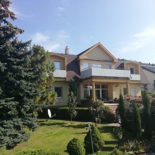 Hostal Rezident Consult S.r.o.