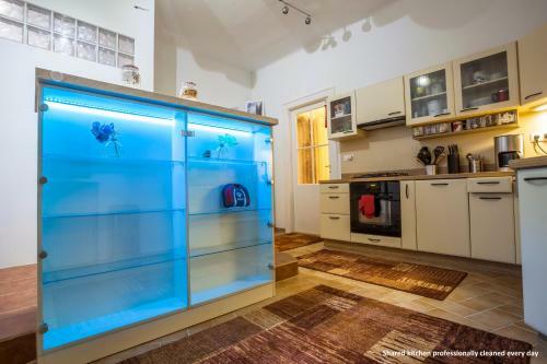 Luxury En-suite Air-conditioned Room