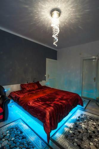 Luxury En-suite Air-conditioned Room