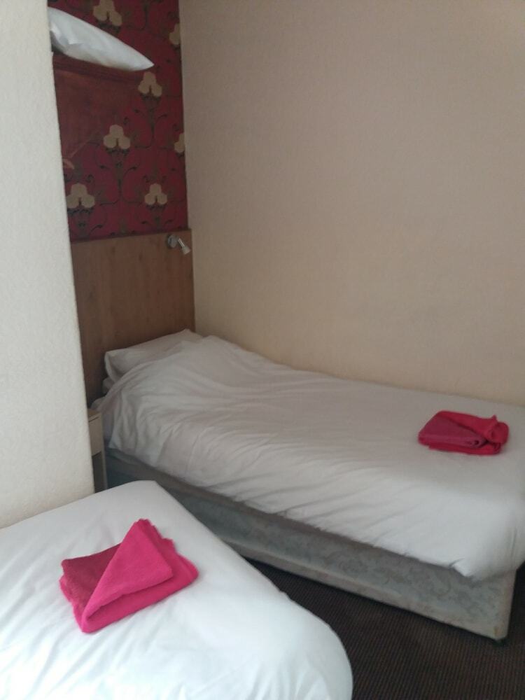 Hostal Cavendish Hotel