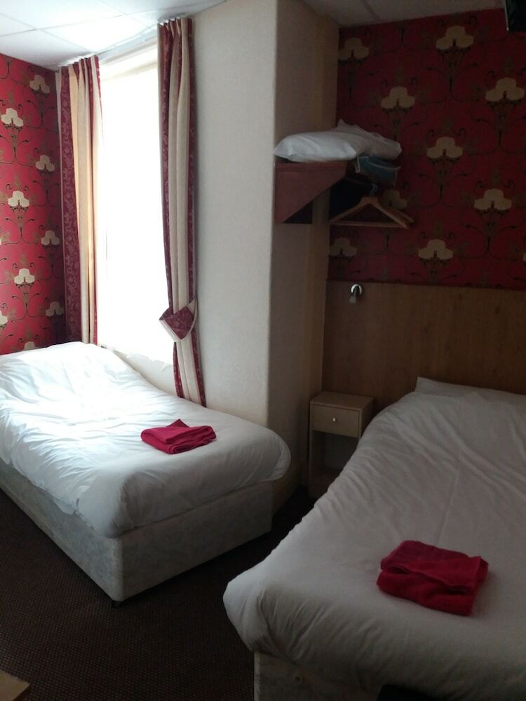 Hostal Cavendish Hotel