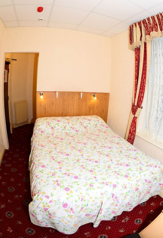 Hostal Cavendish Hotel