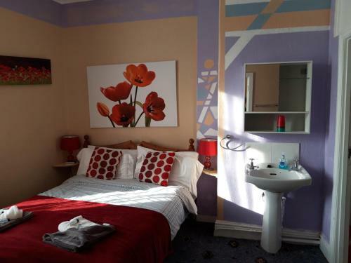 My Adam Hotel