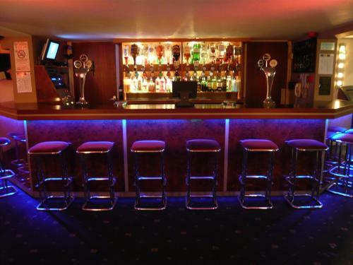 Dutchman Hotel