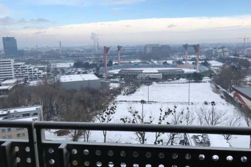 Nfs - N�rodn� Futbalov� ?tadi�n - Apartman