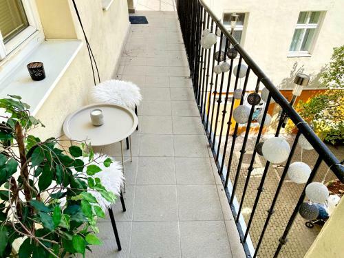 Urban Jungle Apartment Old Town