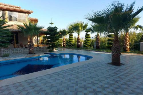 Natural Wonderful Villa With Pool