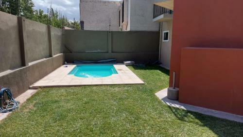 Casa Grande Con Pileta