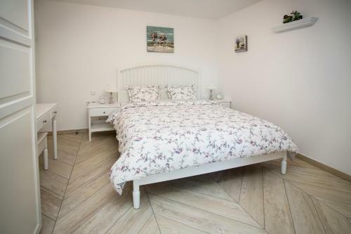 Apartments Erman