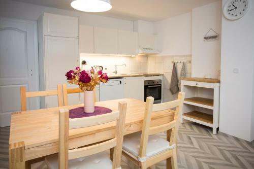 Apartments Erman