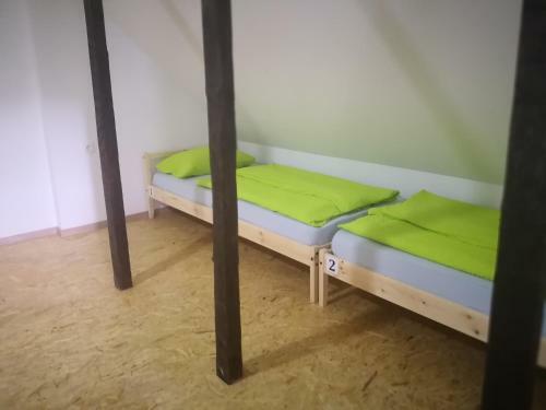 Albergue Bus Station Beds