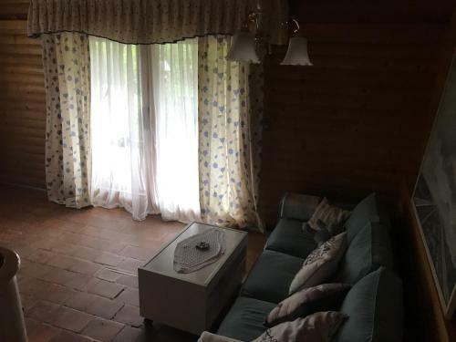 Hostal Wooden Cottage