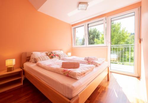 Apartments Apple Garden ****