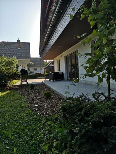 Jaka Apartments