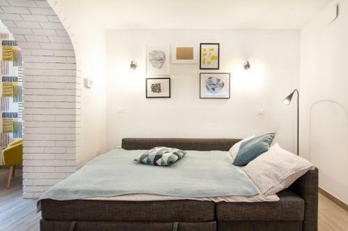 Castle Way Apartments Tamy