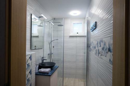 Apartamentos Alex Bumblebee
