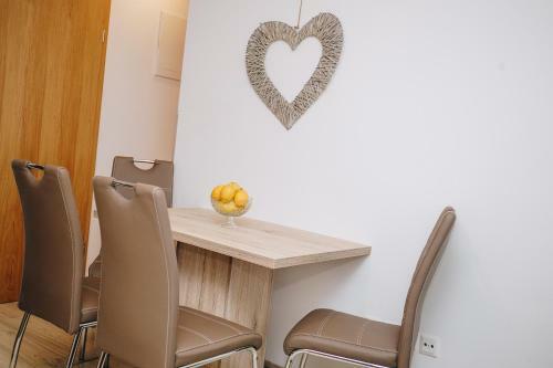 Grom Ribno Apartments