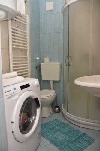 Grom Ribno Apartments