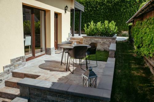 Apartment Oddih With Terrace And Private Sauna