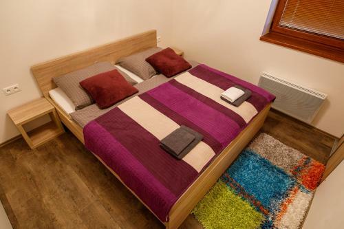 Apartm�n Adam Bystr� T�le