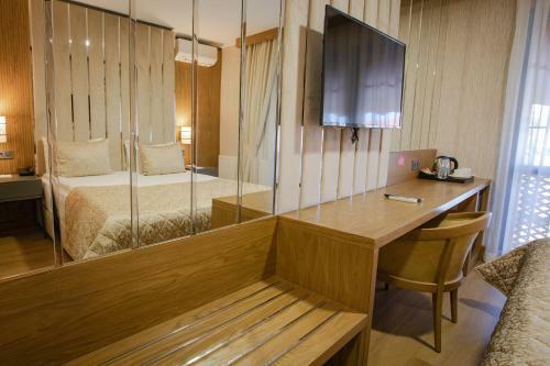 Bah�elievler Hotels