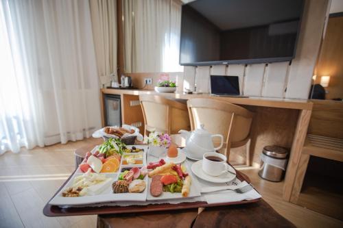 Bah�elievler Hotels
