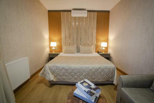 Bah�elievler Hotels