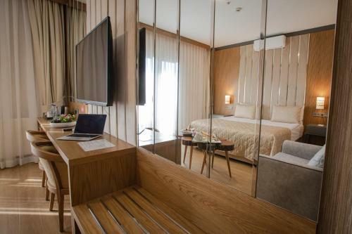 Bah�elievler Hotels