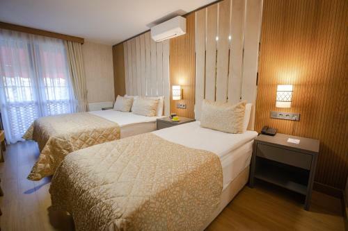 Bah�elievler Hotels