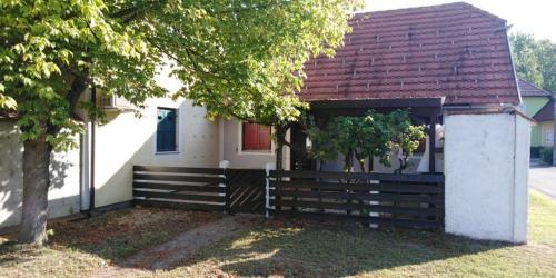 Apartm�n Perspekta 196