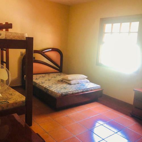 Ch�cara Na Divisa Sp/mg C/ Lago, Piscina E Bosque