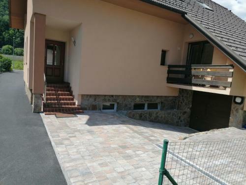 Apartma Ob Savi
