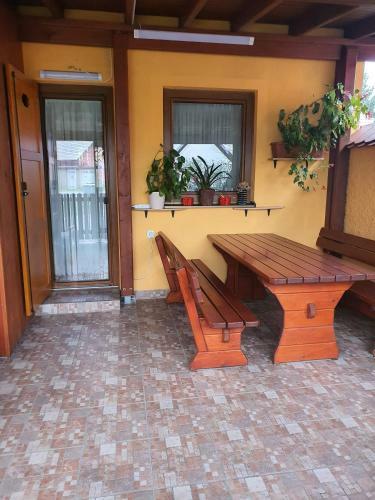 Terme ?ate? Apartma Nine