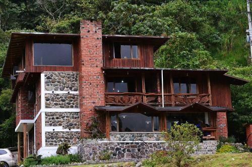 Hotel Casa Del R�o