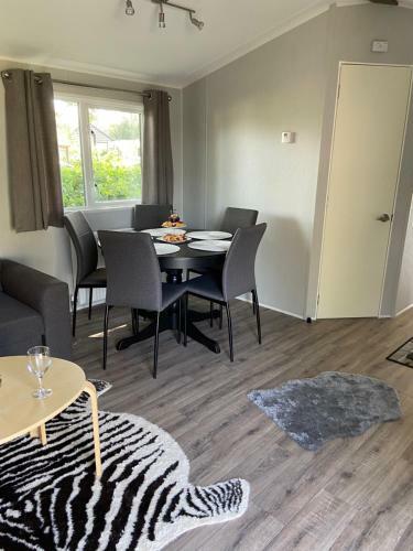 Cheerful And Relaxing Chalet Viena(Park Dehorn824)