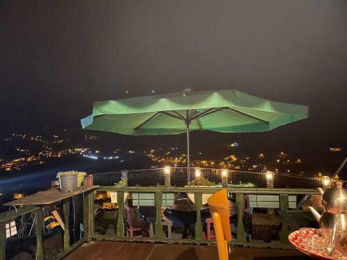 Bed & Breakfast Olimbera K�y Evi