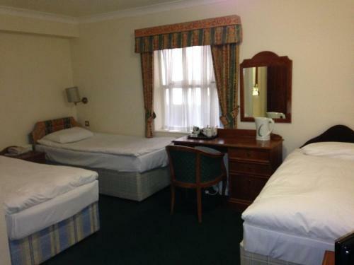 Hostal Abbey Lodge Hotel