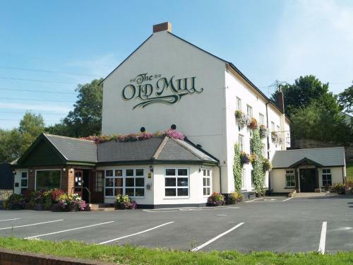 Hostal The Old Mill